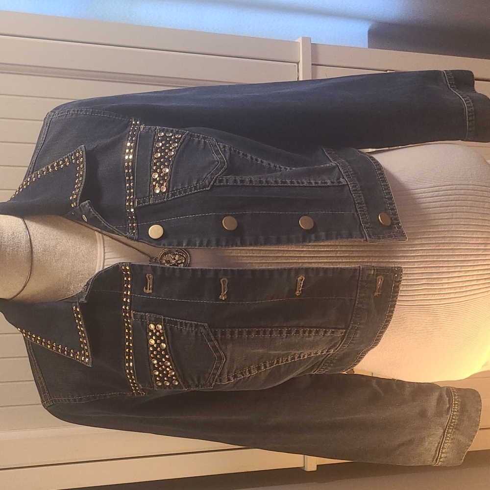 Chicos woman's Jean jacket